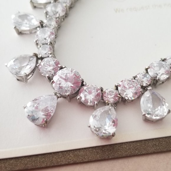 Royal Gorgeous Cubic Zirconia Bridal Jewel… - Picture 7 of 10